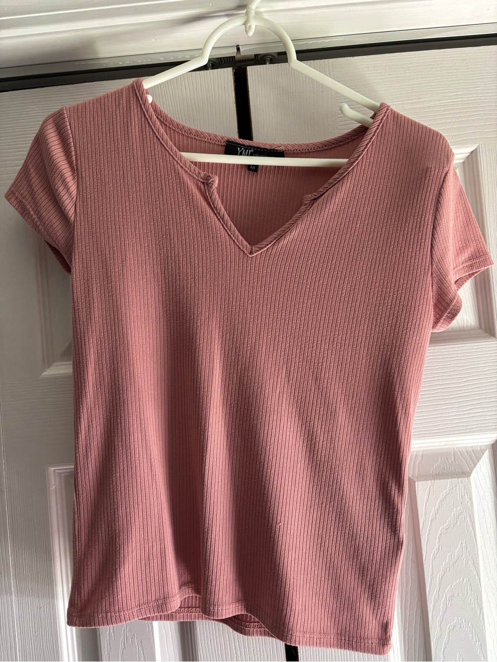 YMI Ribbed Dusty Rose V-Neck Short Sleeve Top